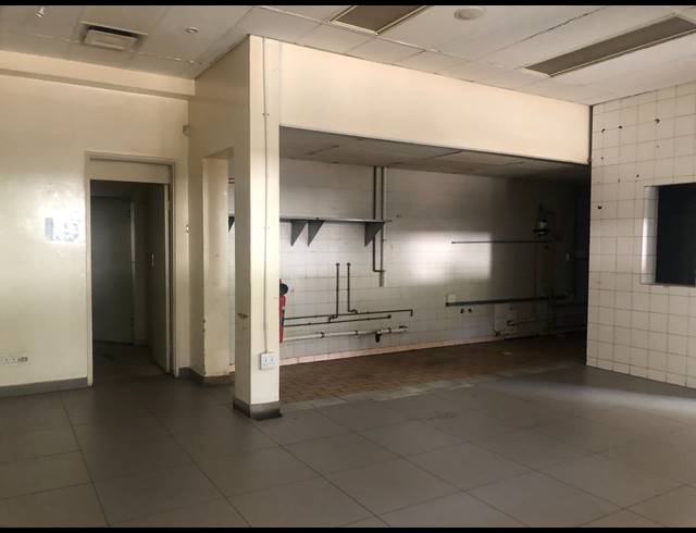 158M² RETAIL TO LET IN ROSEBANK